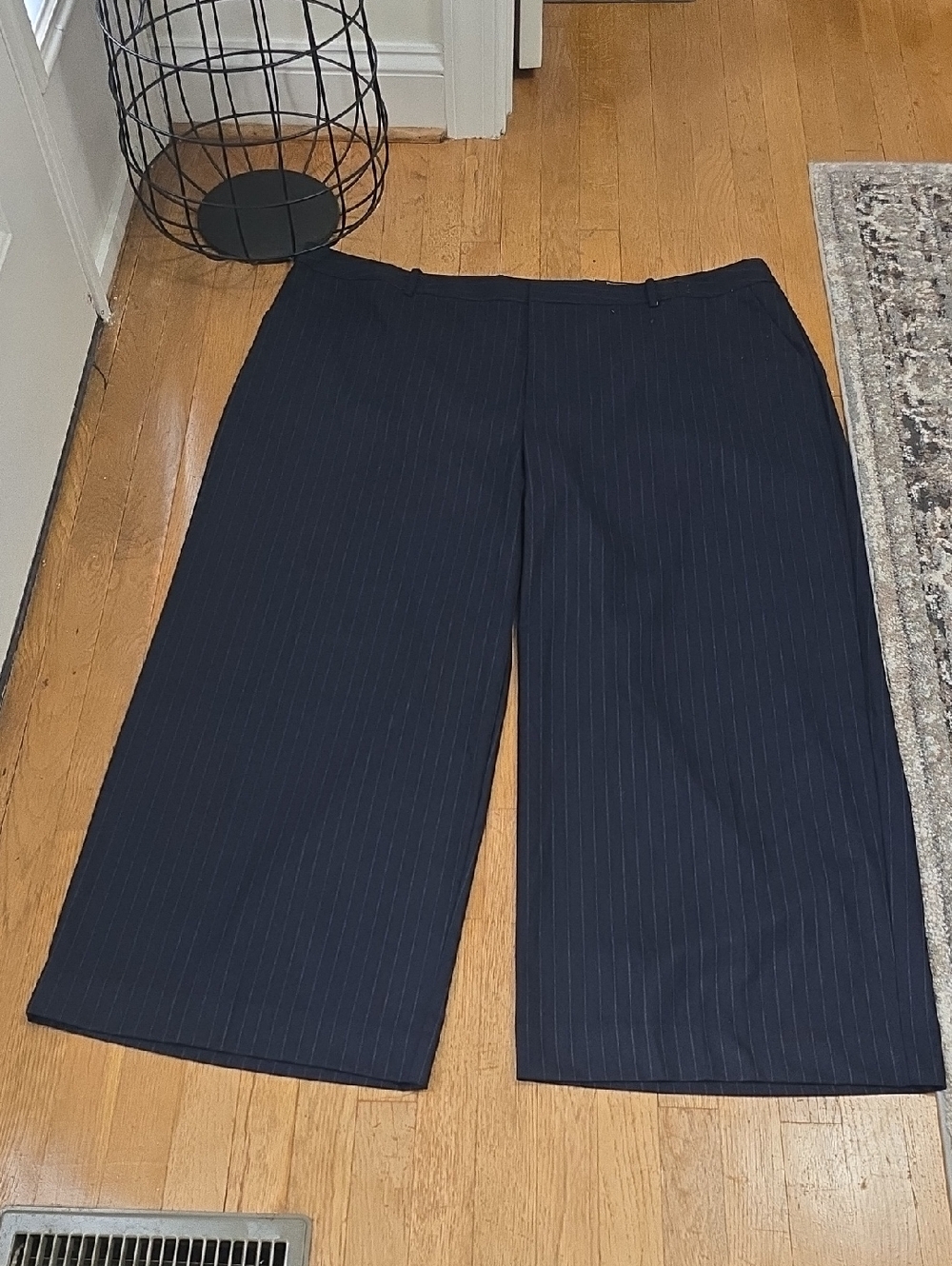 ASHLEY GRAHAM BRAND WOMEN'S PLUS Navy Pinstripe Dress Pants SIZE 28W
